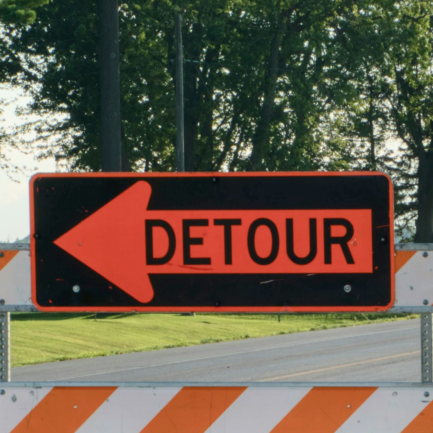Detour sign